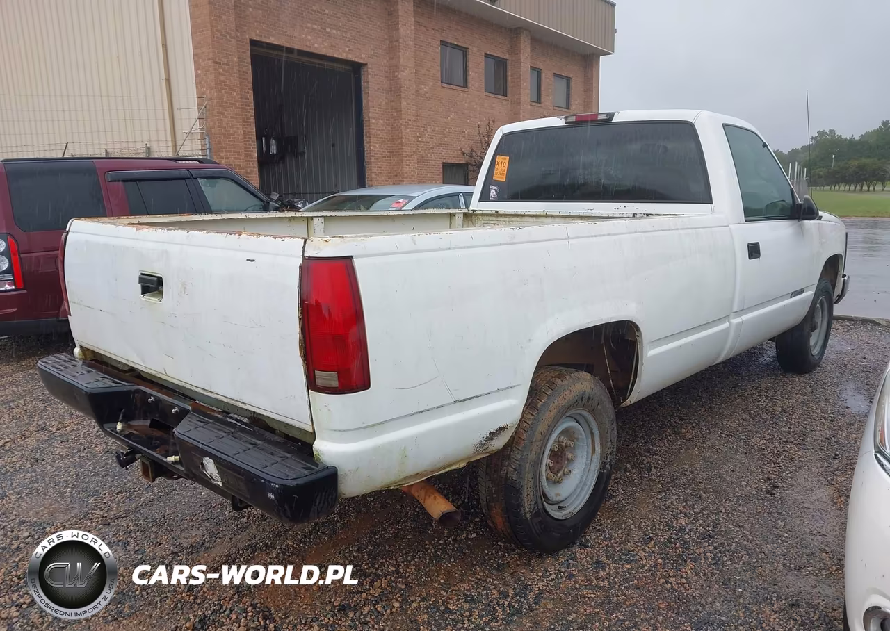 2000 Chevrolet C-K 2500 VIN:1GCGC24R8YR166851 - 4