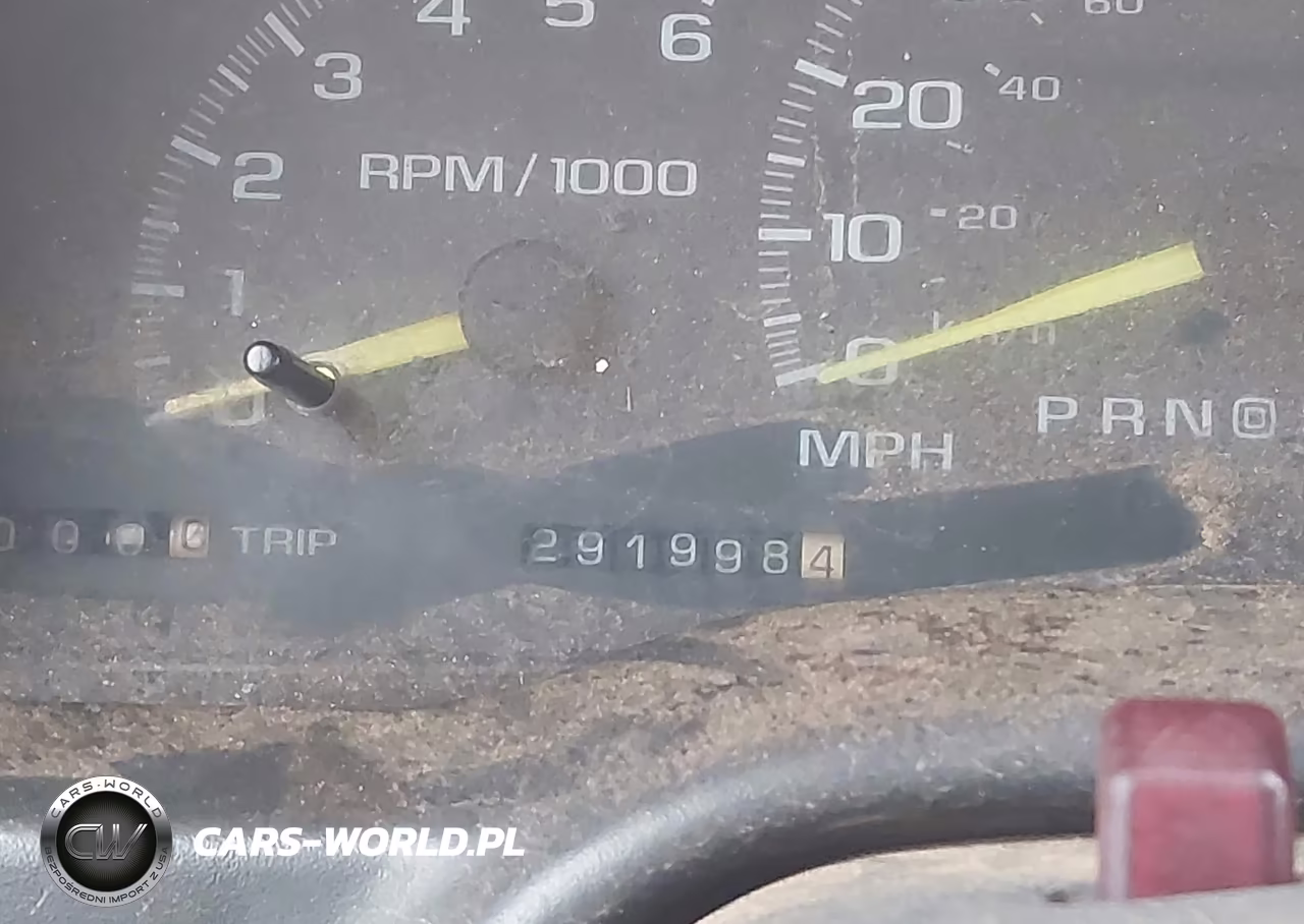 2000 Chevrolet C-K 2500 VIN:1GCGC24R8YR166851 - 7