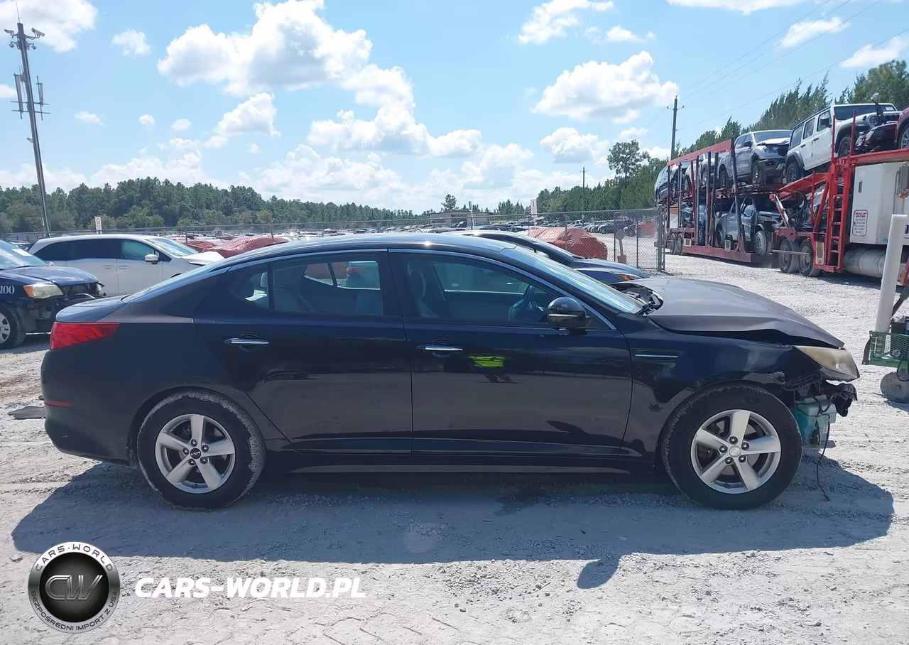 2015 Kia Optima Lx VIN:5XXGM4A77FG453982 - 14