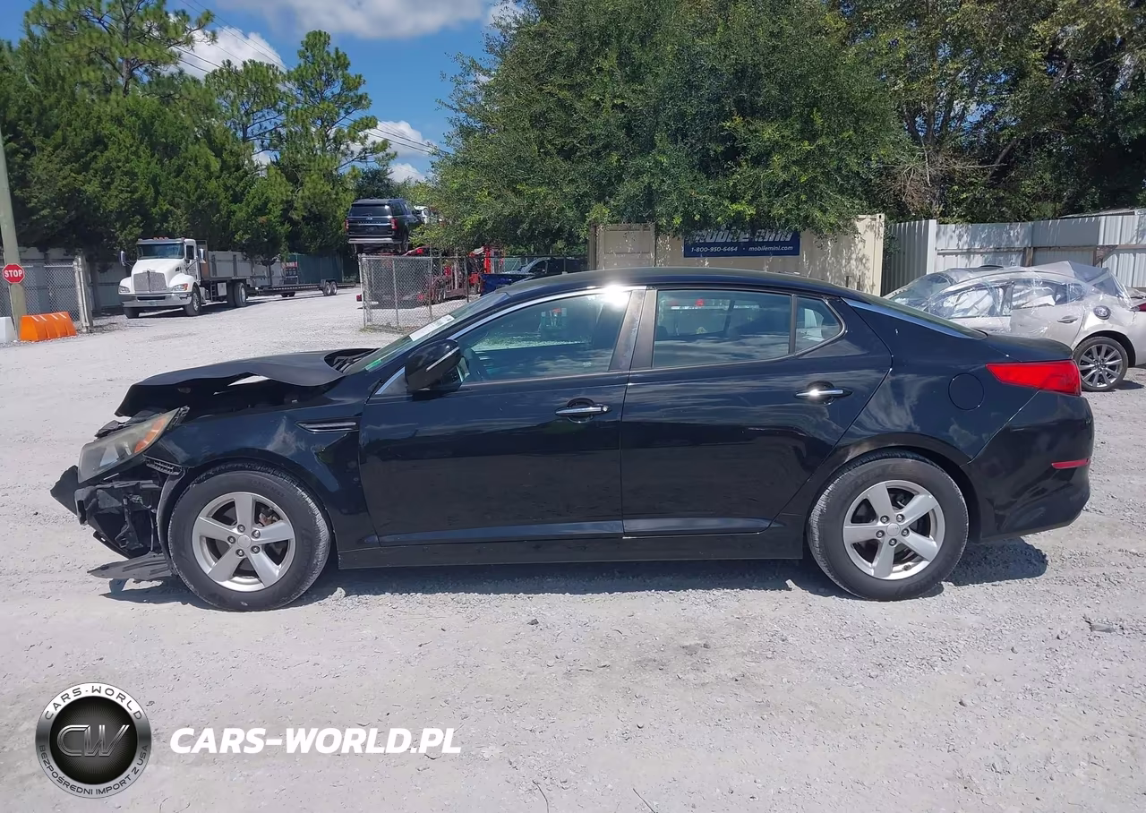 2015 Kia Optima Lx VIN:5XXGM4A77FG453982 - 15