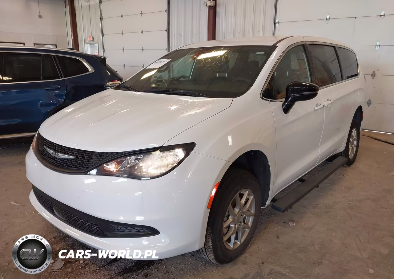 2025 Chrysler Voyager Lx VIN:2C4RC1CG6SR556979 - 2