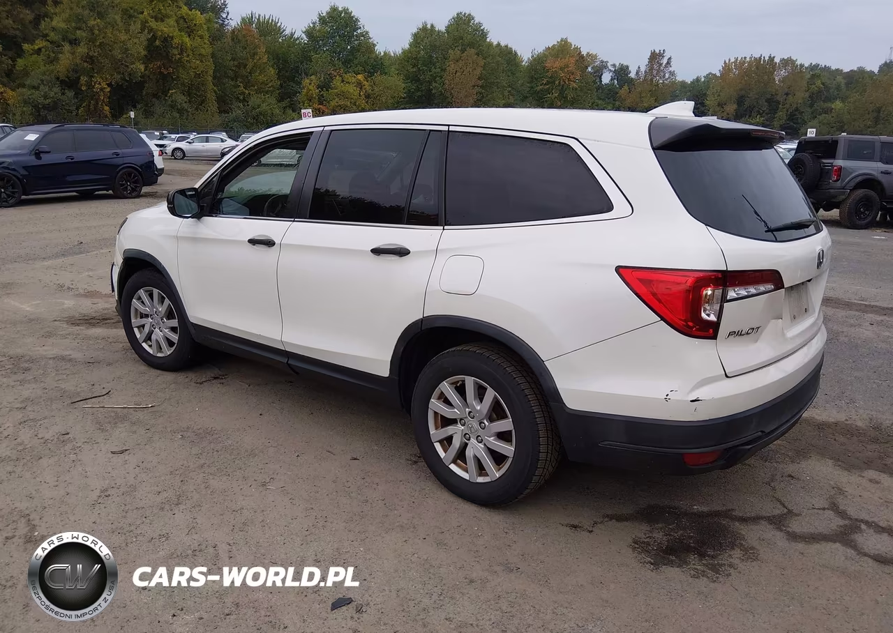 2019 Honda Pilot Lx VIN:5FNYF6H14KB085821 - 3