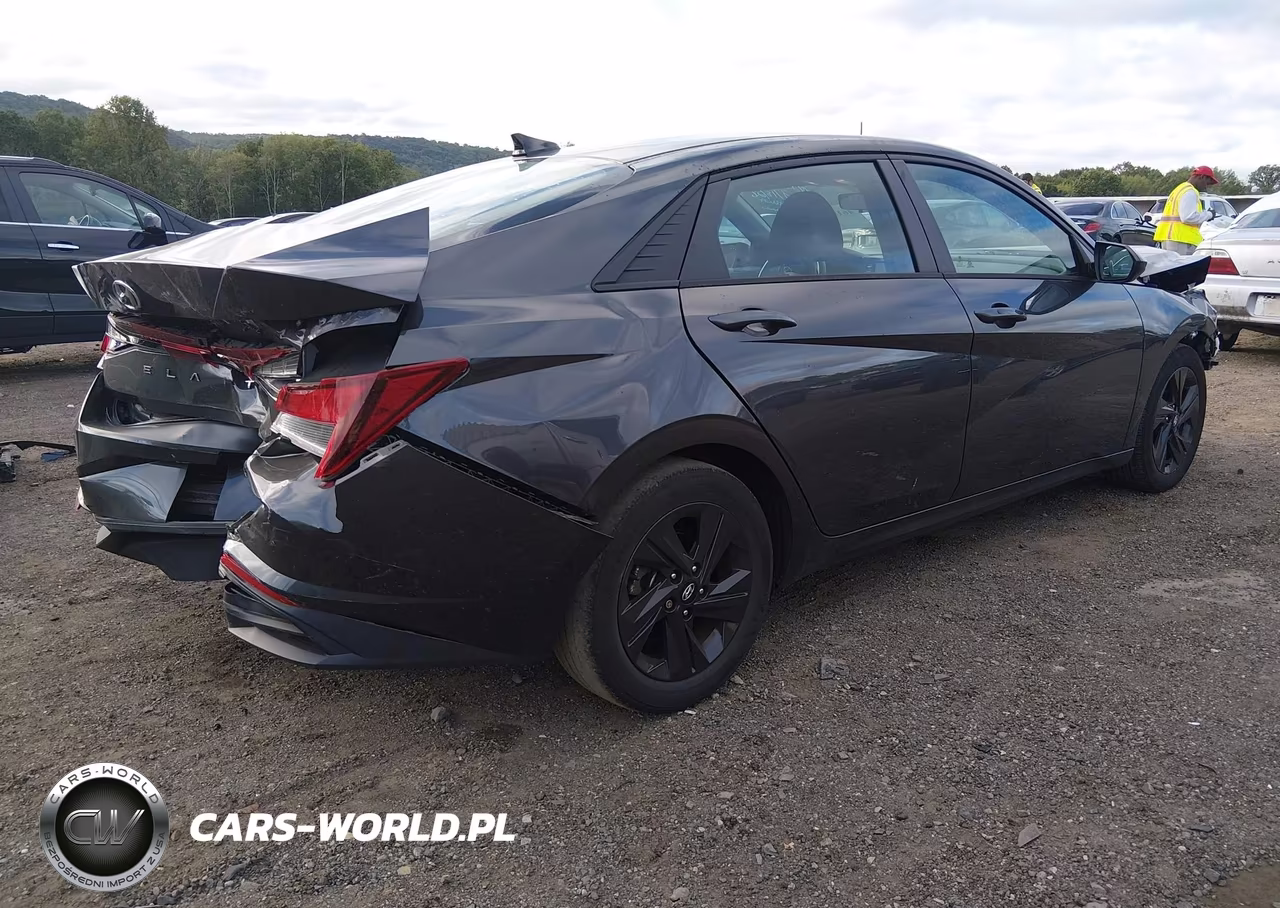 2021 Hyundai Elantra Sel VIN:5NPLS4AG2MH012654 - 4