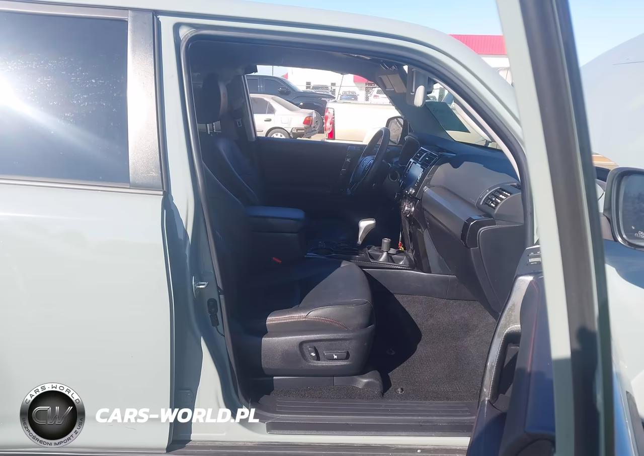 2023 Toyota 4Runner Trd Off Road Premium VIN:JTERU5JR1P6103419 - 5