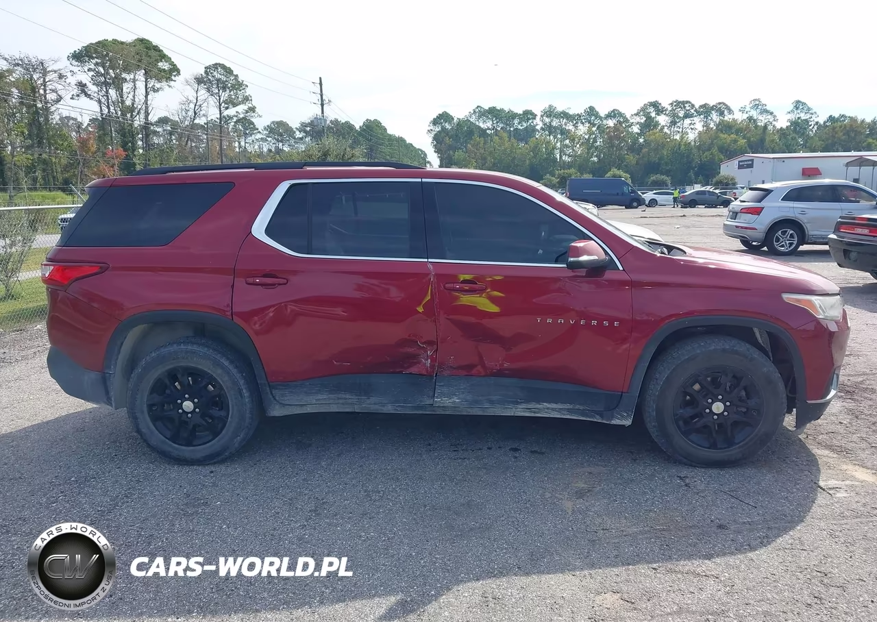 2021 Chevrolet Traverse Fwd Lt Cloth VIN:1GNERGKW7MJ122173 - 13