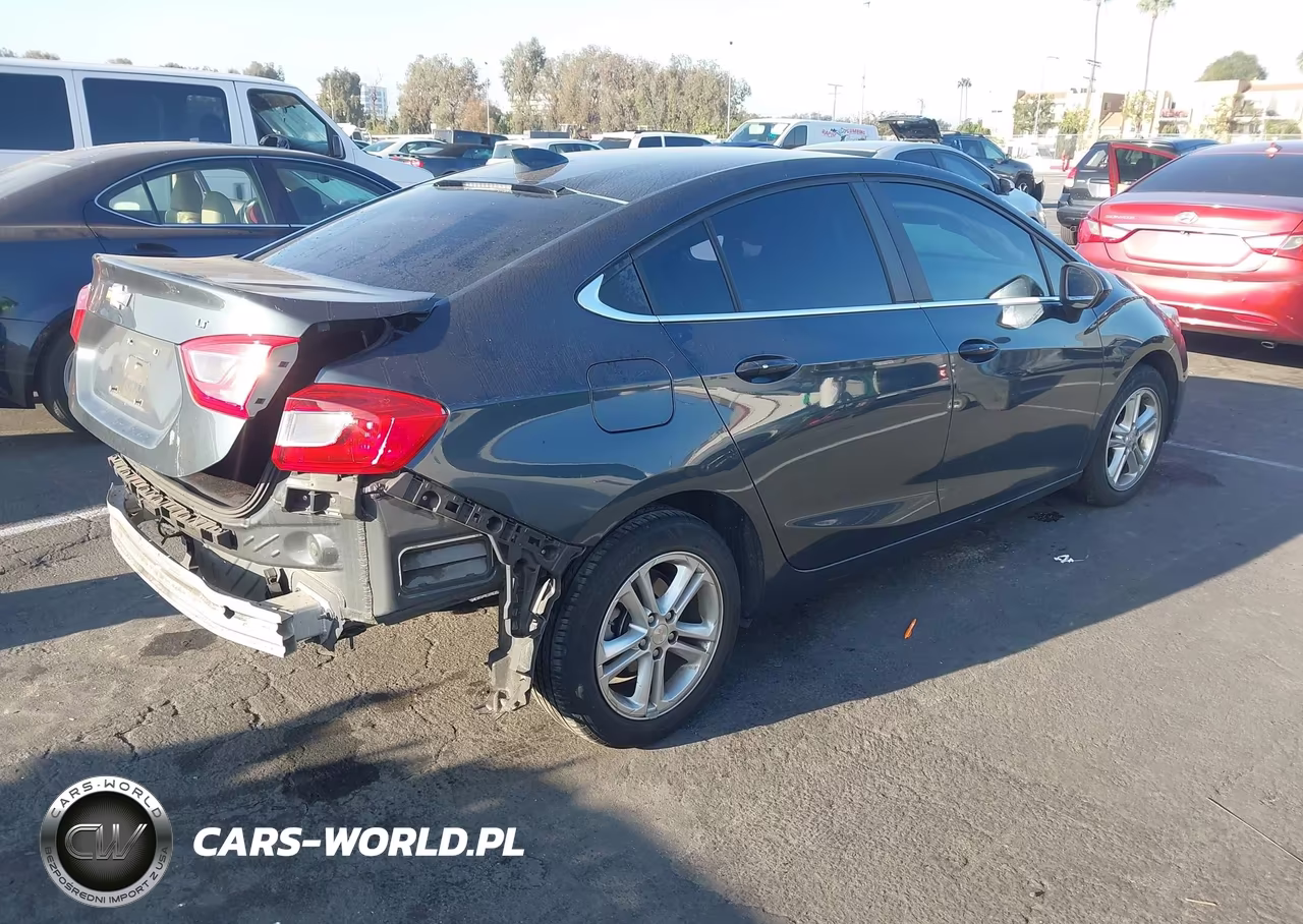 2017 Chevrolet Cruze Lt Auto VIN:1G1BE5SM0H7266427 - 4