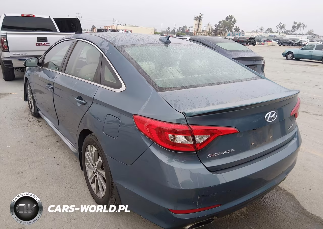 2017 Hyundai Sonata Sport VIN:5NPE34AFXHH453807 - 3