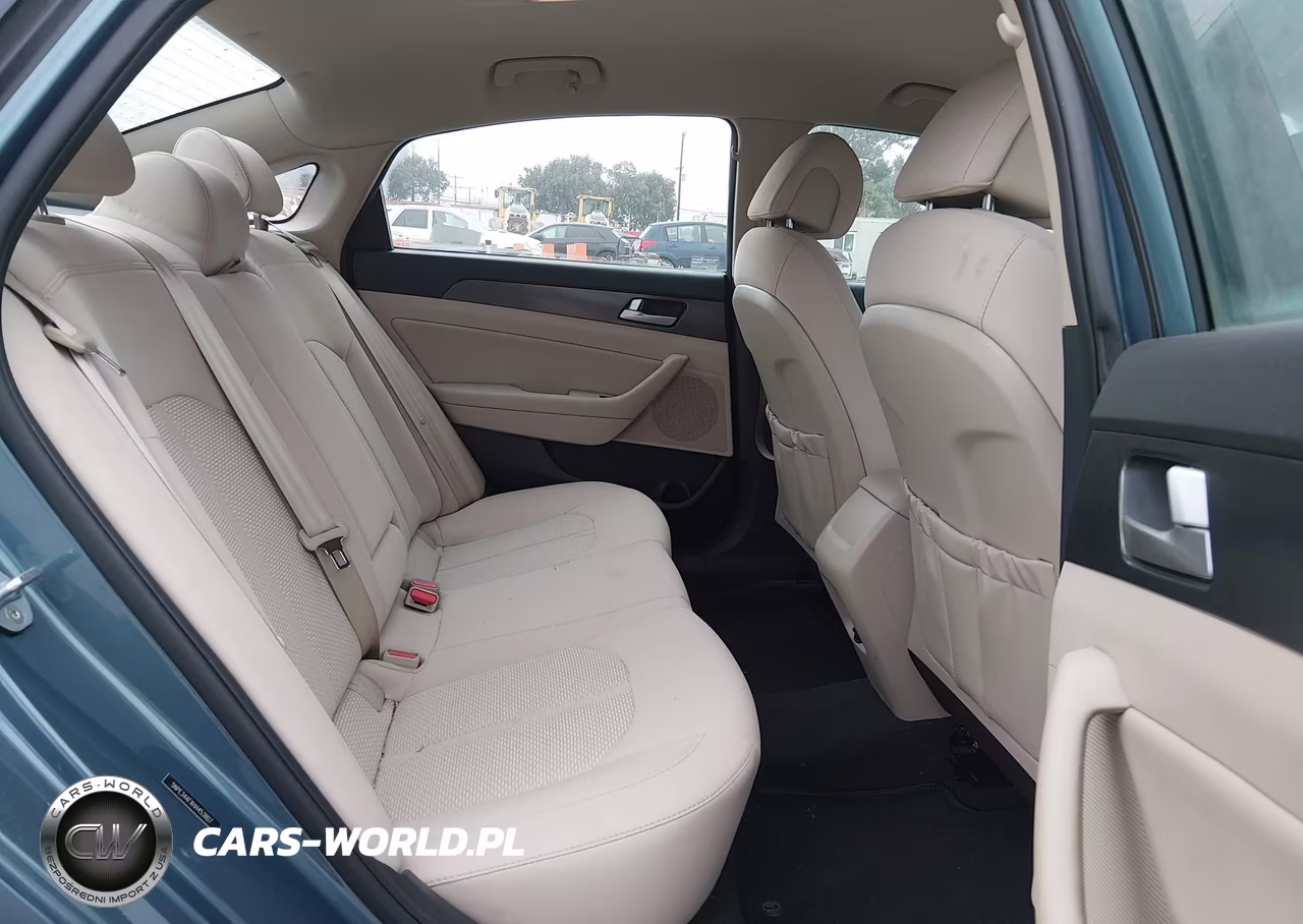 2017 Hyundai Sonata Sport VIN:5NPE34AFXHH453807 - 8