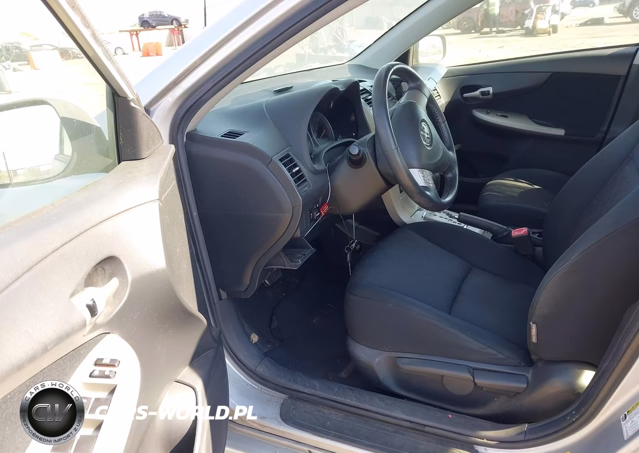 2010 Toyota Corolla S VIN:2T1BU4EE4AC501408 - 5