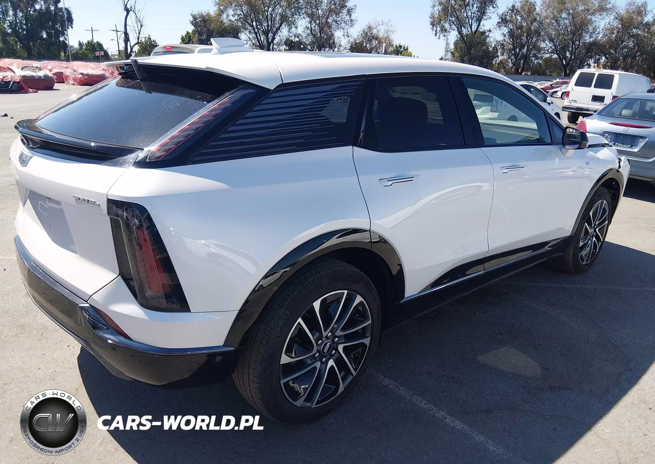 2025 Cadillac Optiq Sport 2 Awd VIN:3GYK3GMR2SS207139 - 4