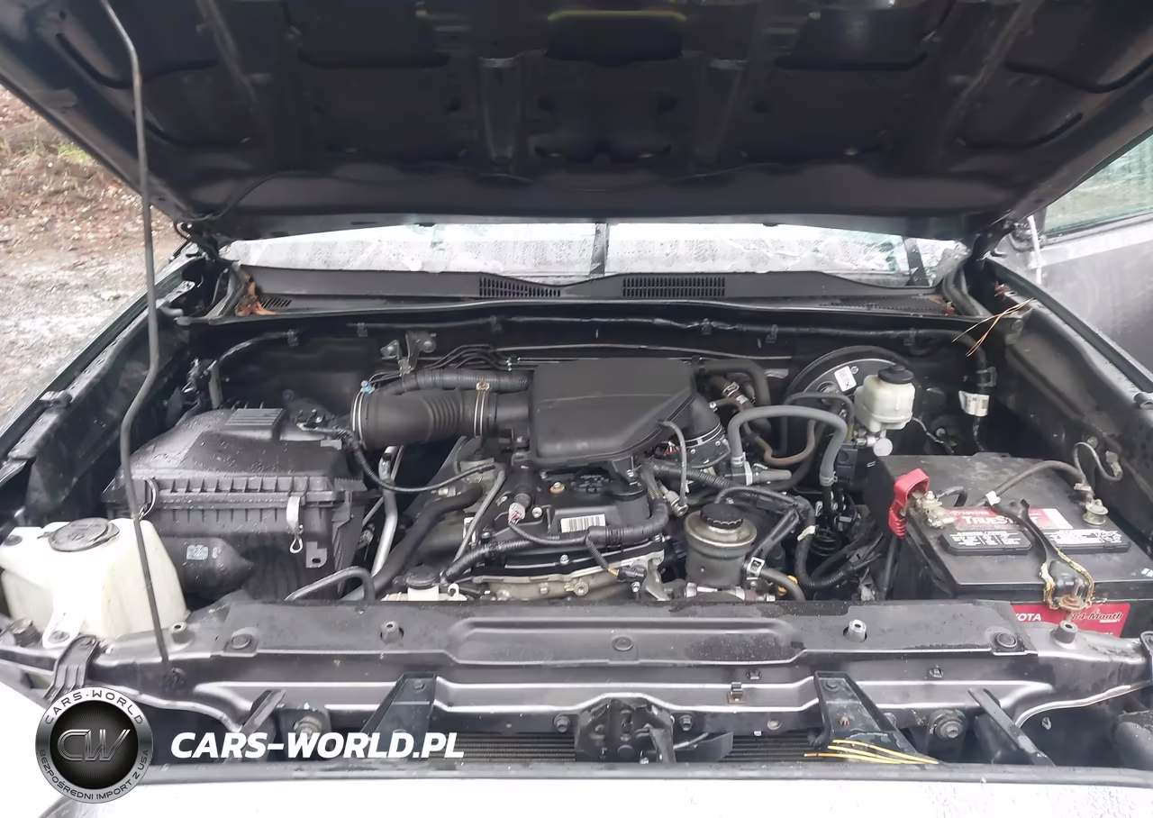 2019 Toyota Tacoma Sr VIN:5TFAX5GNXKX152456 - 10