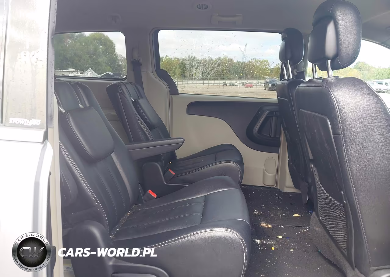 2014 Chrysler Town & Country Touring VIN:2C4RC1BG3ER292500 - 8