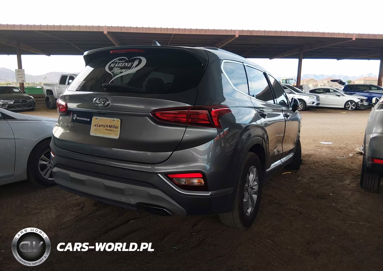 2019 Hyundai Santa Fe Sel VIN:5NMS33AD4KH009659 - 4