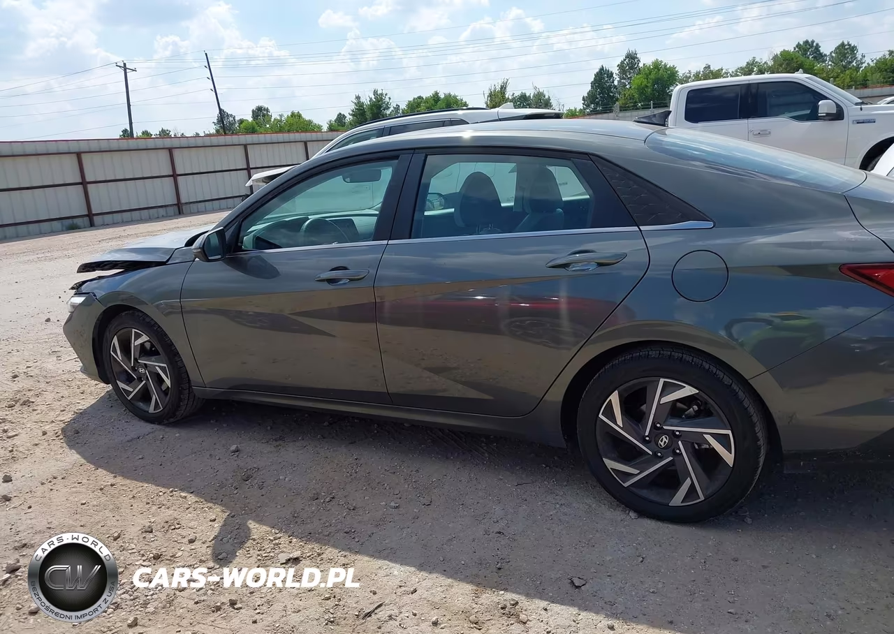 2025 Hyundai Elantra Limited VIN:KMHLP4DG4SU045389 - 14