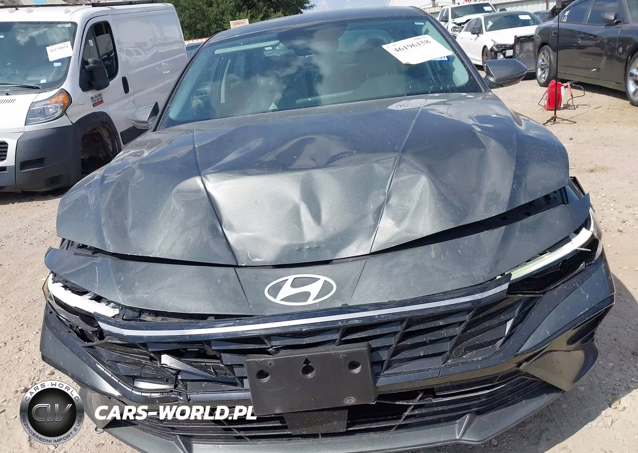 2025 Hyundai Elantra Limited VIN:KMHLP4DG4SU045389 - 6