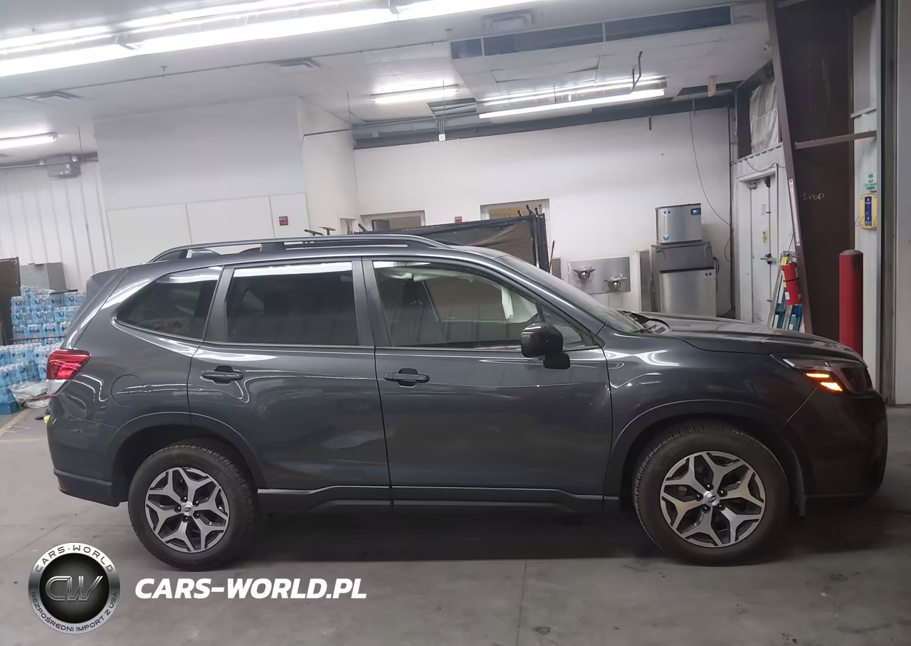 2021 Subaru Forester Premium VIN:JF2SKAJC4MH477976 - 13
