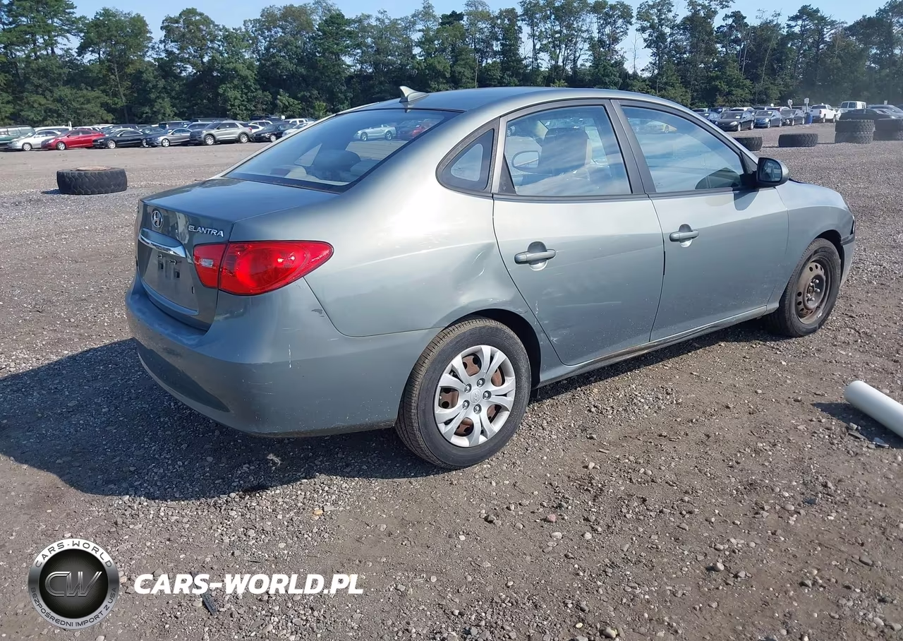 2010 Hyundai Elantra Gls VIN:KMHDU4AD9AU086347 - 4