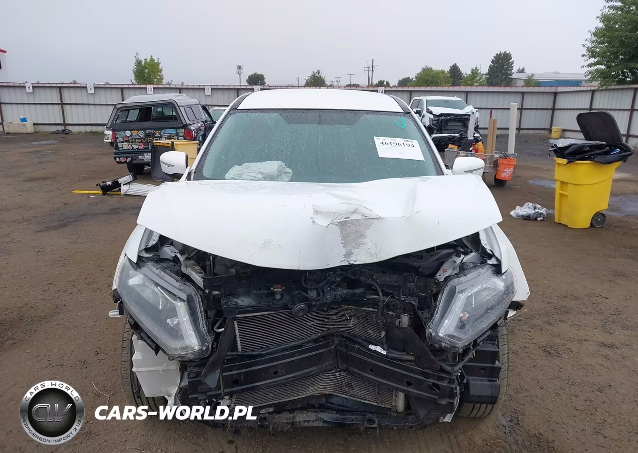 2015 Nissan Rogue S VIN:KNMAT2MVXFP570097 - 13