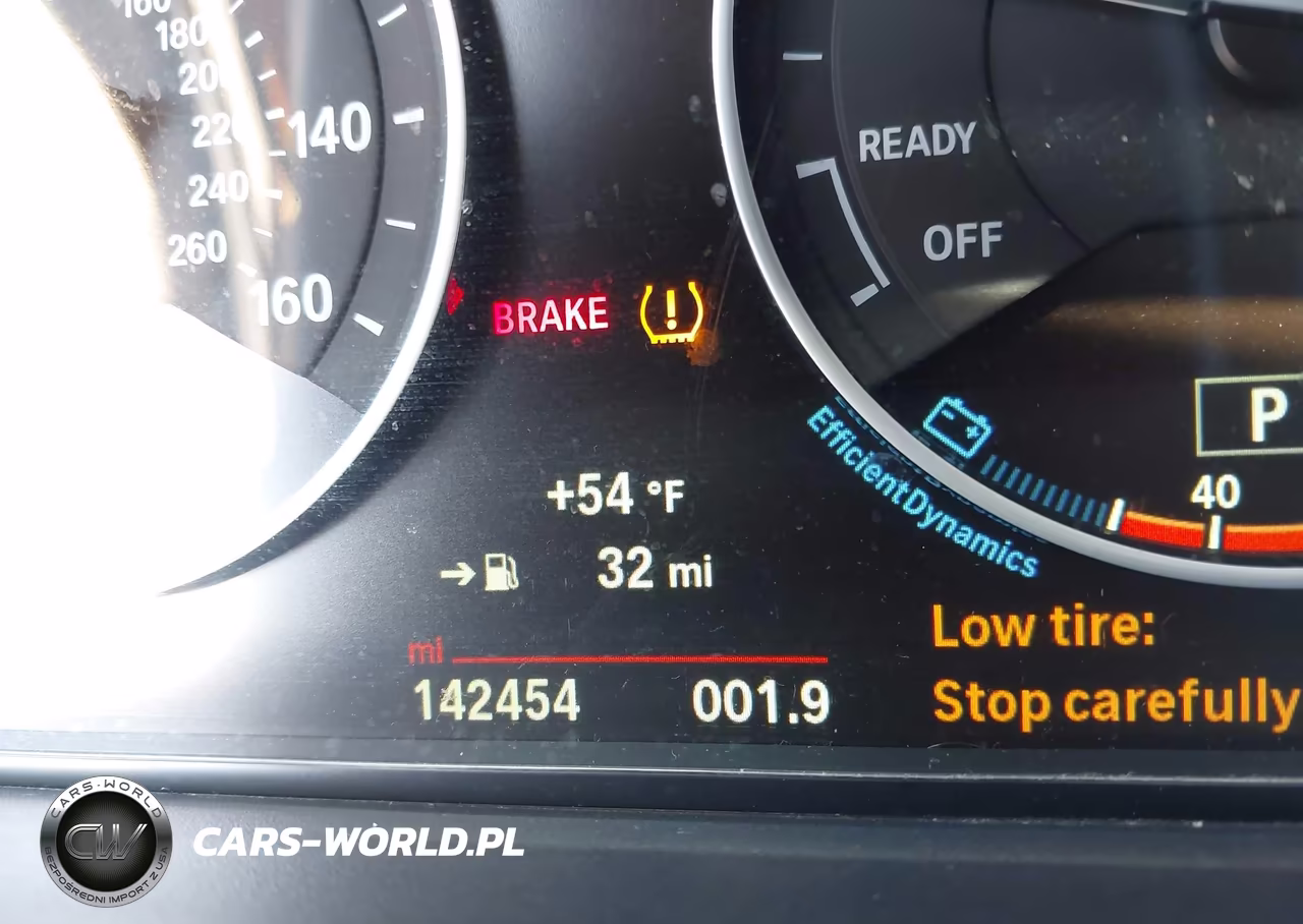 2017 BMW 320I VIN:WBA8E1G53HNU14199 - 15