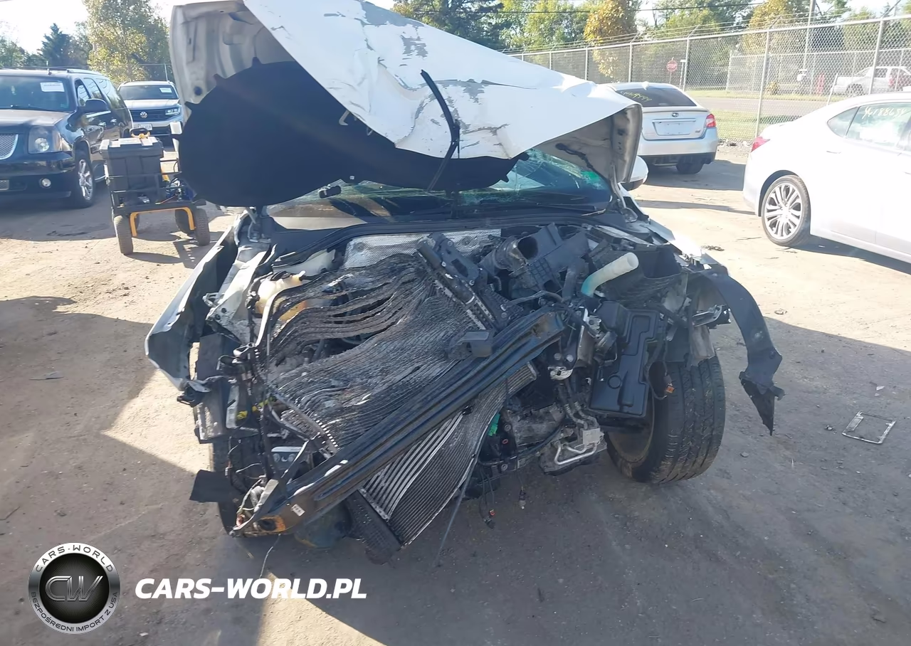 2014 Volkswagen Tiguan R-Line VIN:WVGBV3AX2EW008866 - 6