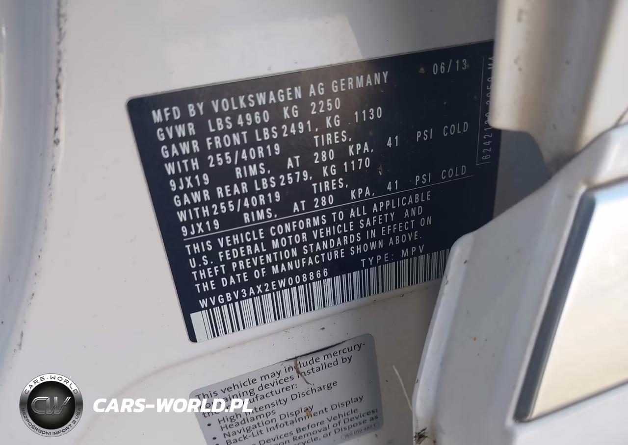 2014 Volkswagen Tiguan R-Line VIN:WVGBV3AX2EW008866 - 9