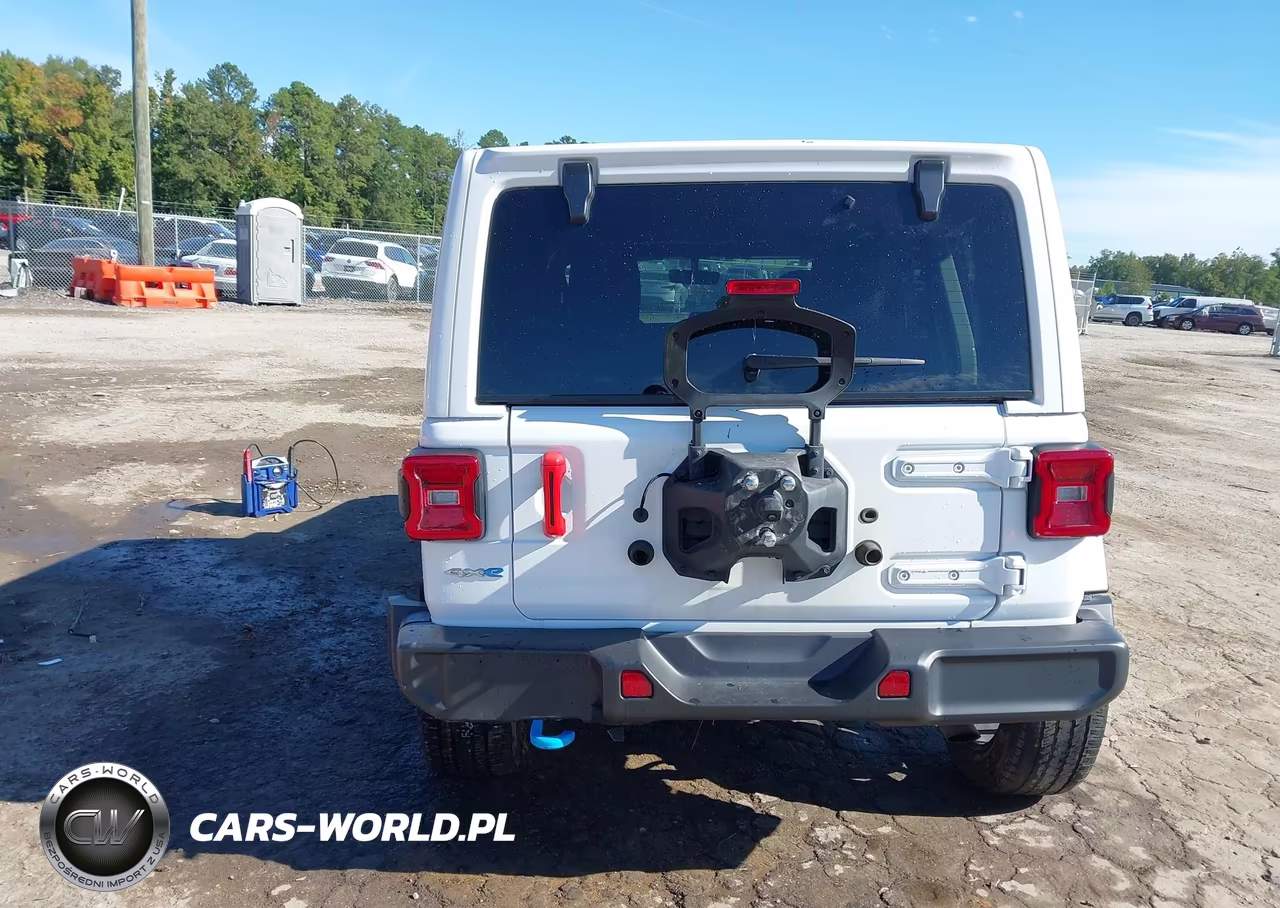 2023 Jeep Wrangler 4Xe Sahara 4X4 VIN:1C4JJXP69PW525067 - 17