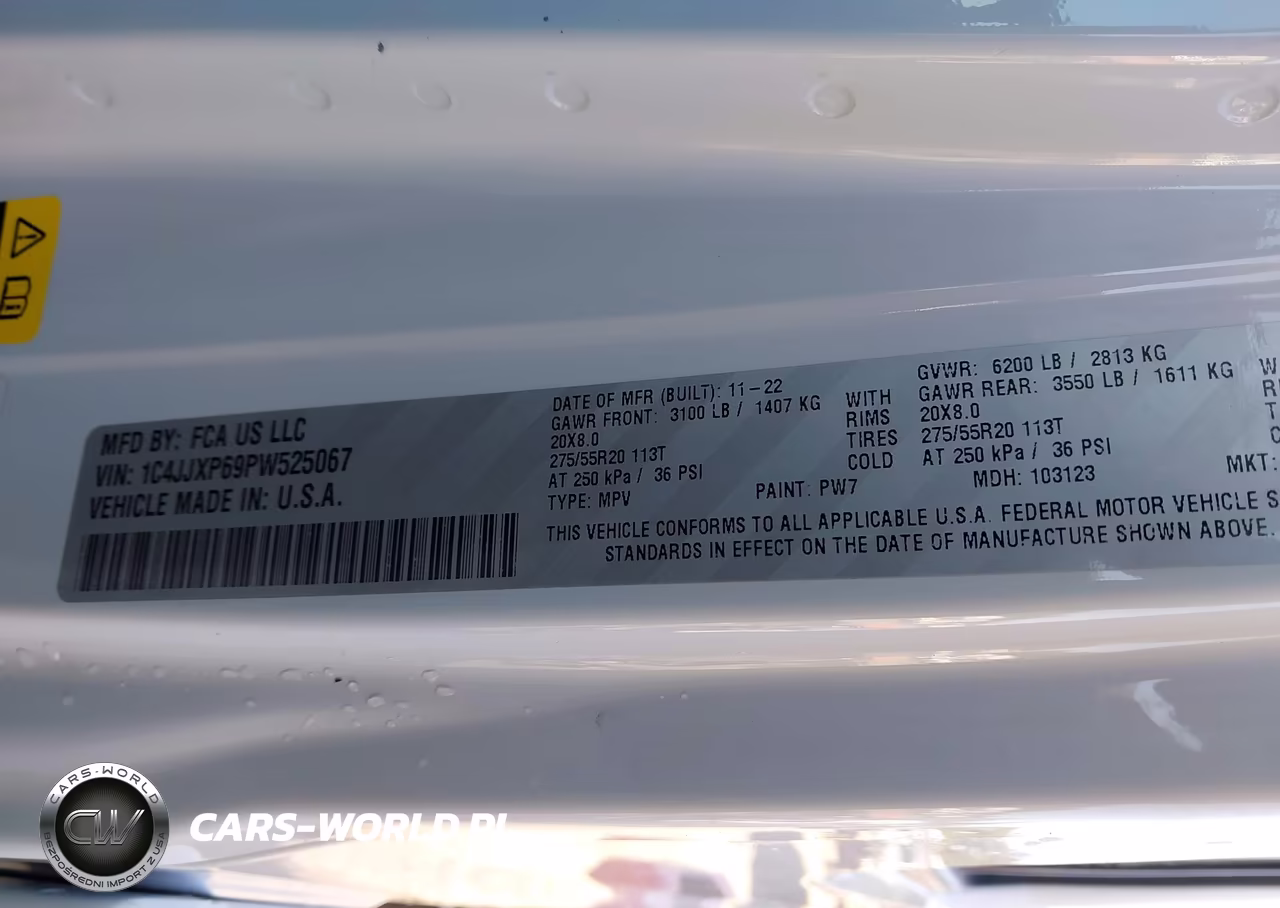2023 Jeep Wrangler 4Xe Sahara 4X4 VIN:1C4JJXP69PW525067 - 9