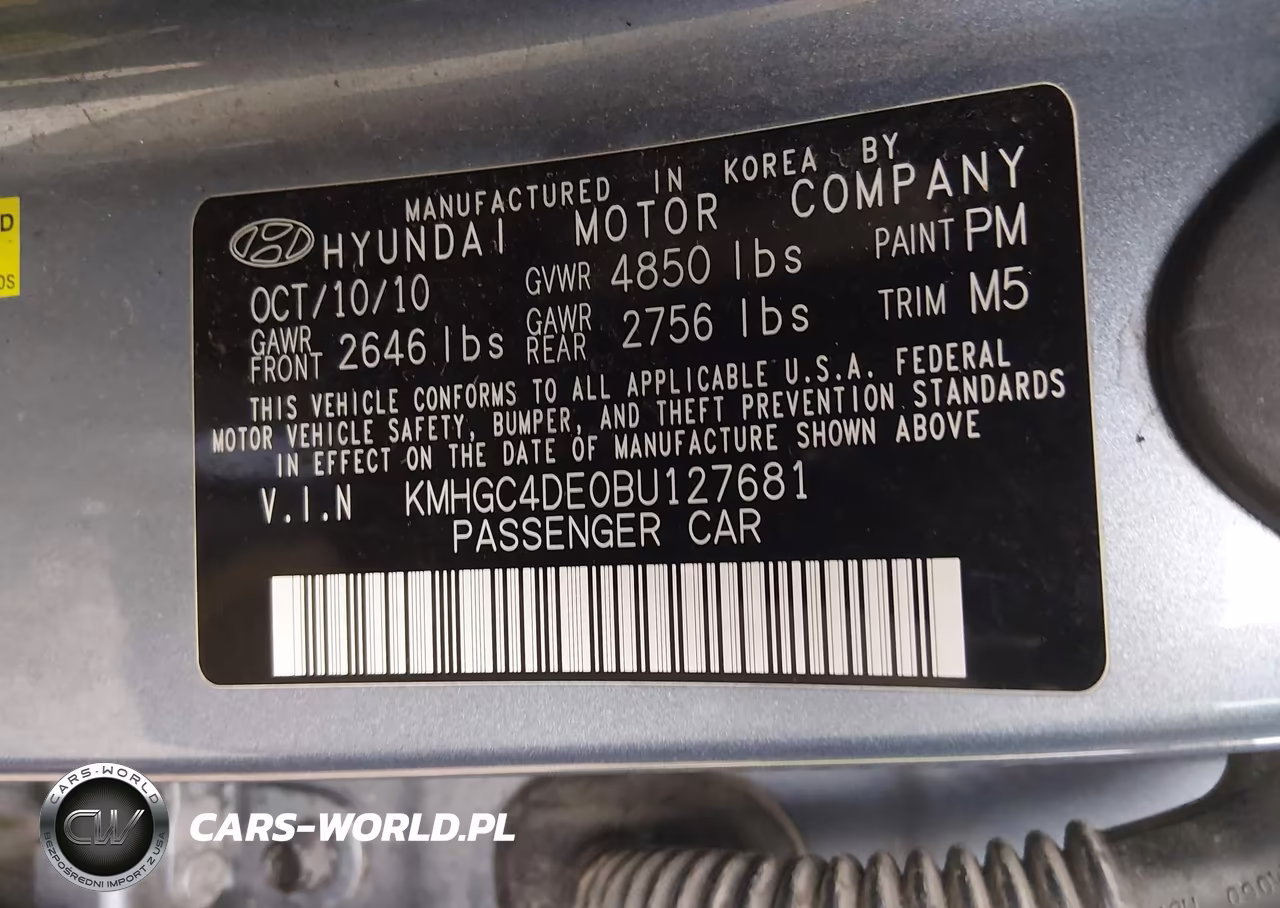 2011 Hyundai Genesis 3.8 VIN:KMHGC4DE0BU127681 - 9