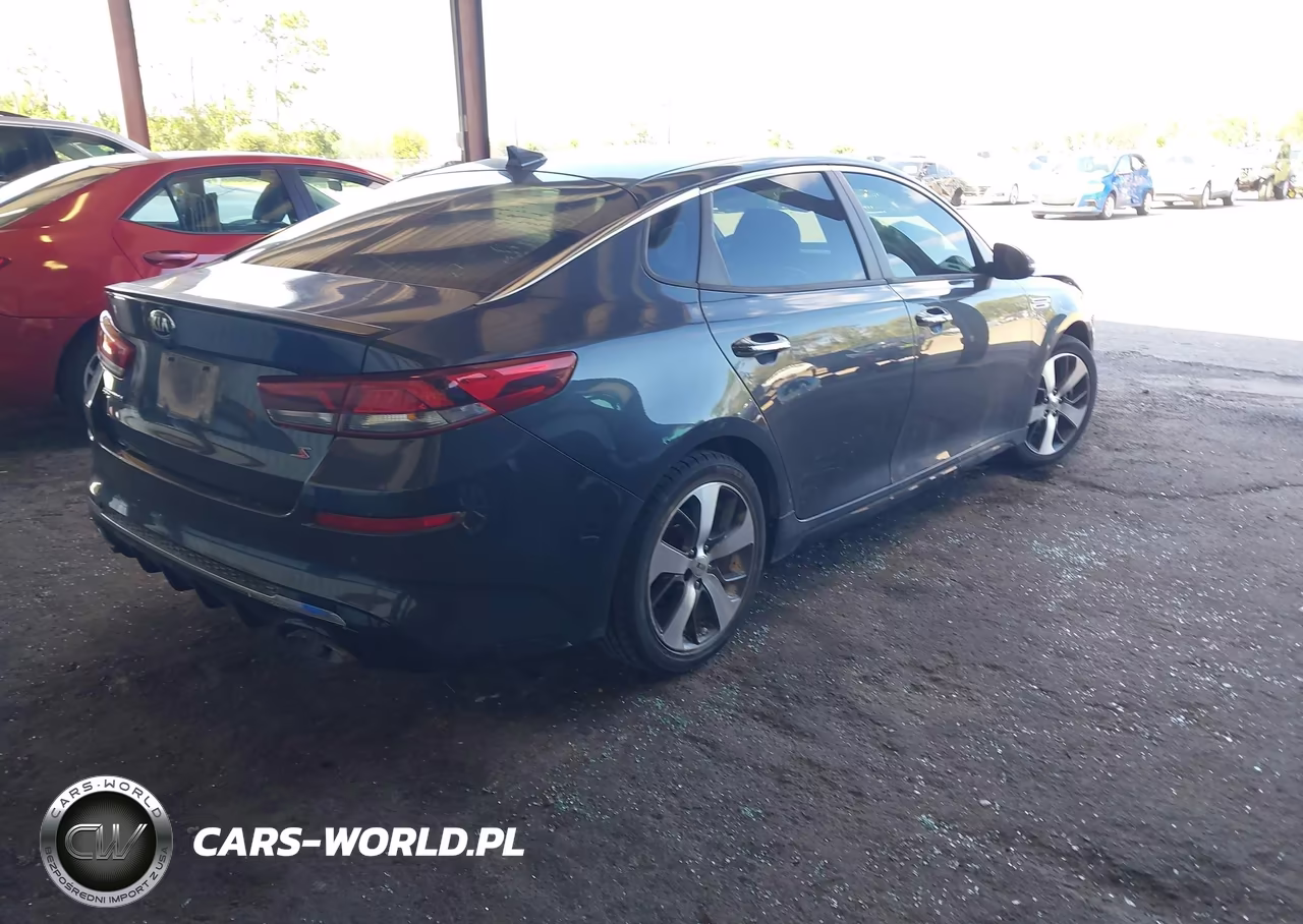 2019 Kia Optima S VIN:5XXGT4L37KG309758 - 4