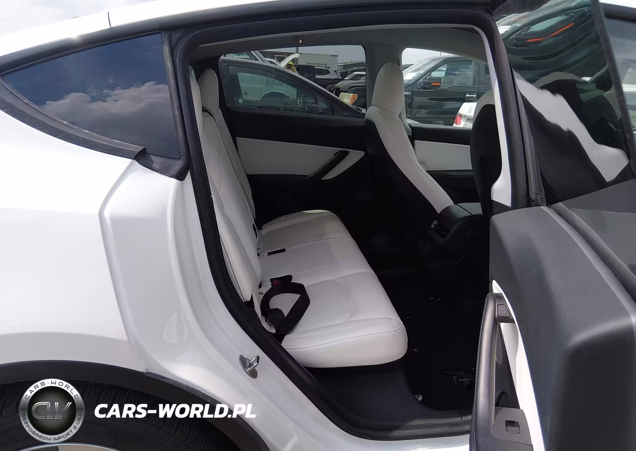 2021 Tesla Model Y Long Range Dual Motor All-Wheel Drive VIN:5YJYGDEE1MF182664 - 8