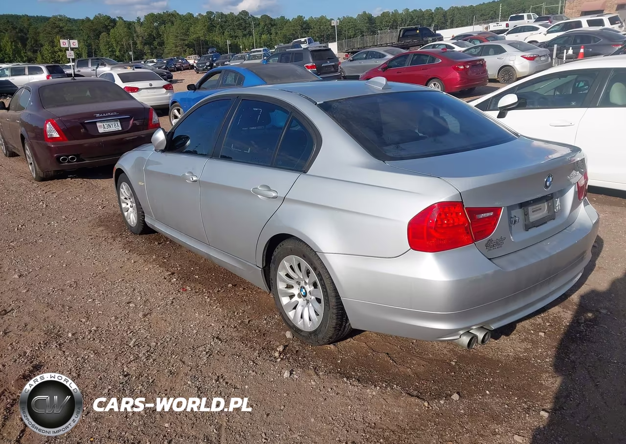 2009 BMW 3 Series 328I VIN:WBAPH77599NM30835 - 3
