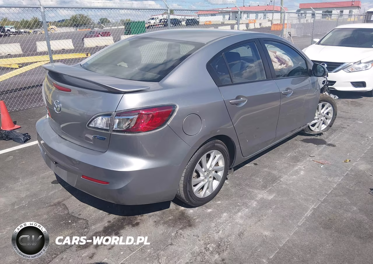 2012 Mazda Mazda3 I Touring VIN:JM1BL1V76C1645360 - 4
