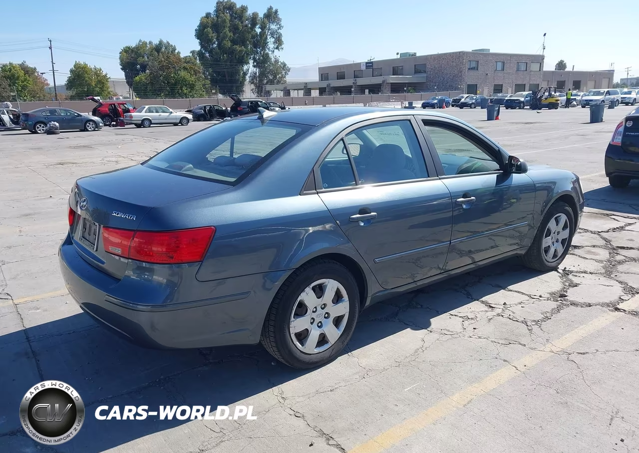 2009 Hyundai Sonata Gls VIN:5NPET46C99H490167 - 4