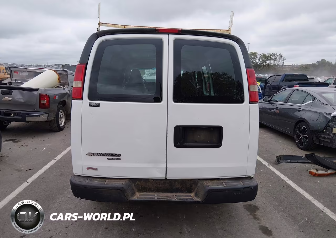 2016 Chevrolet Express 2500 Work Van VIN:1GCWGAFF0G1334153 - 17