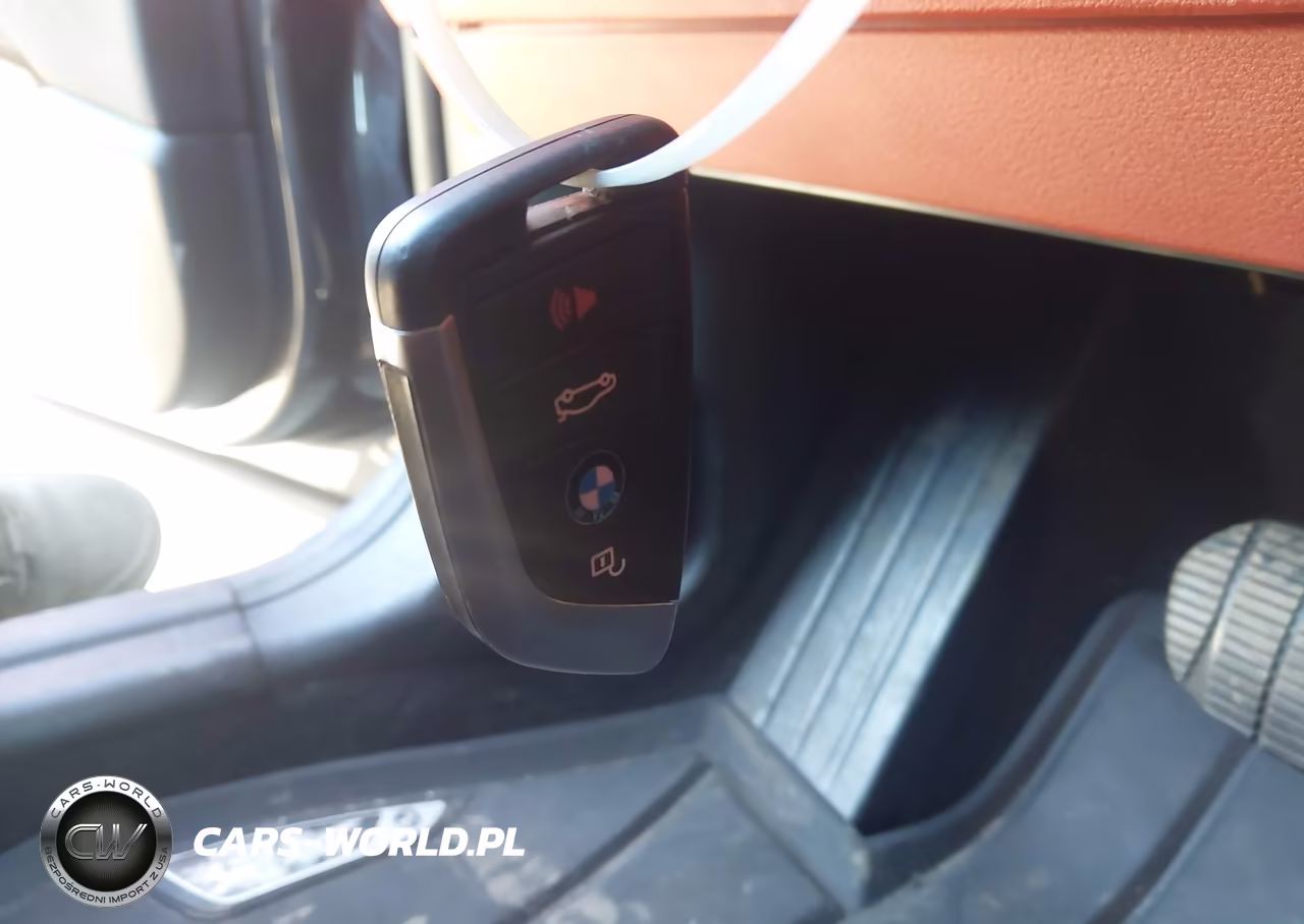 2020 BMW X2 xDrive28I VIN:WBXYJ1C00L5P63485 - 11