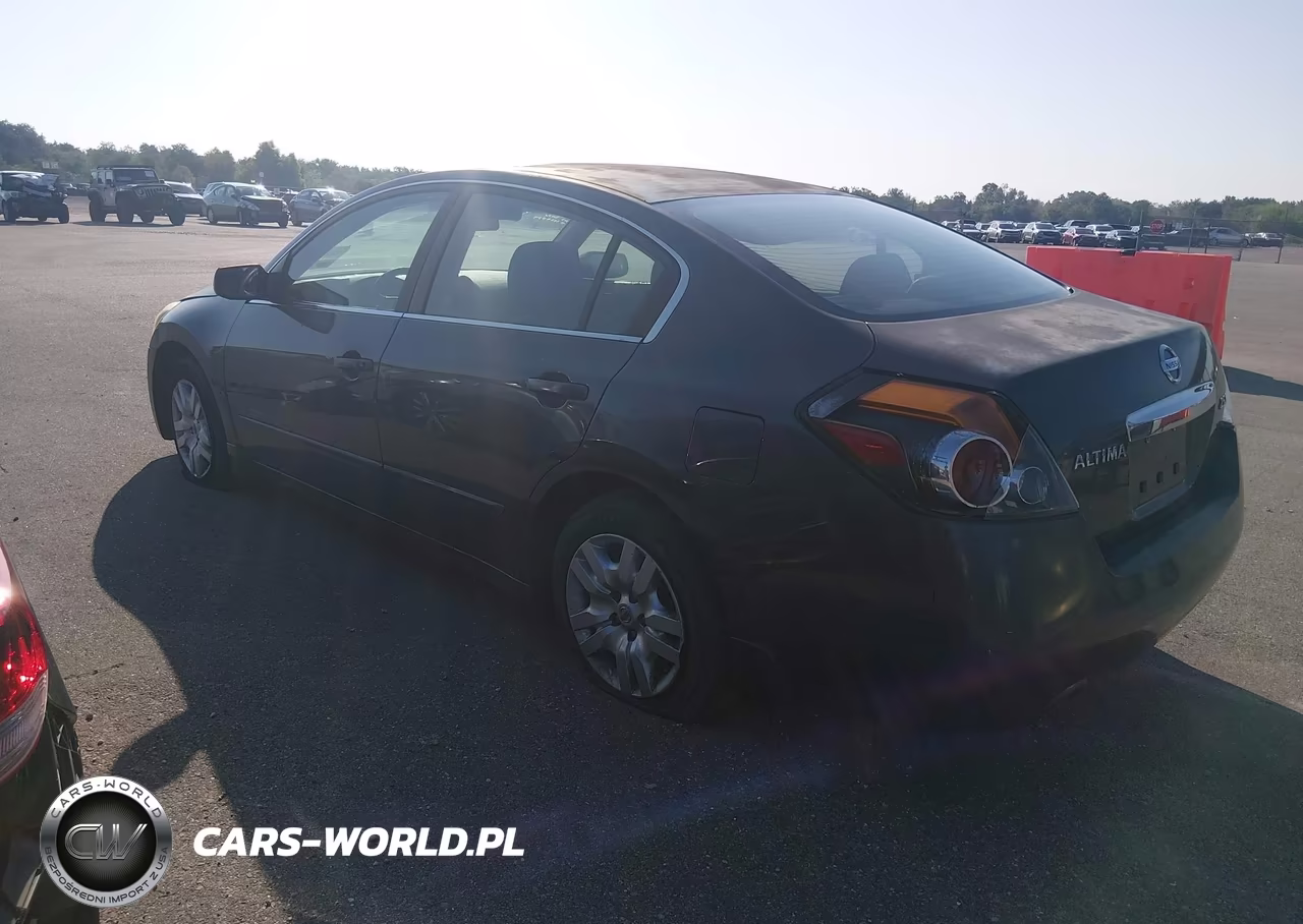 2011 Nissan Altima 2.5 S VIN:1N4AL2AP3BN409589 - 3