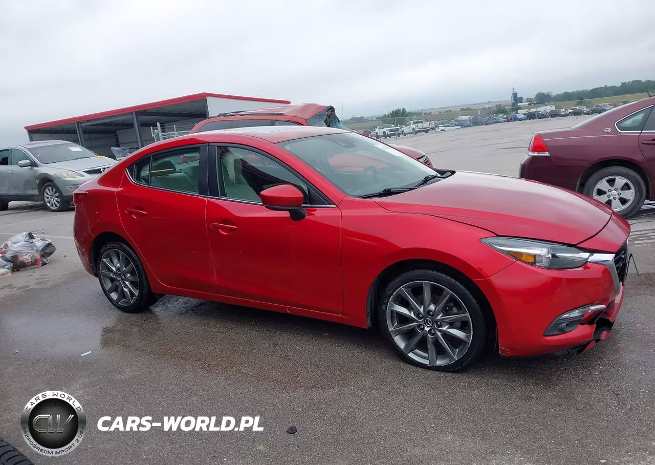 2018 Mazda Mazda3 Grand Touring VIN:3MZBN1W39JM166479 - 13