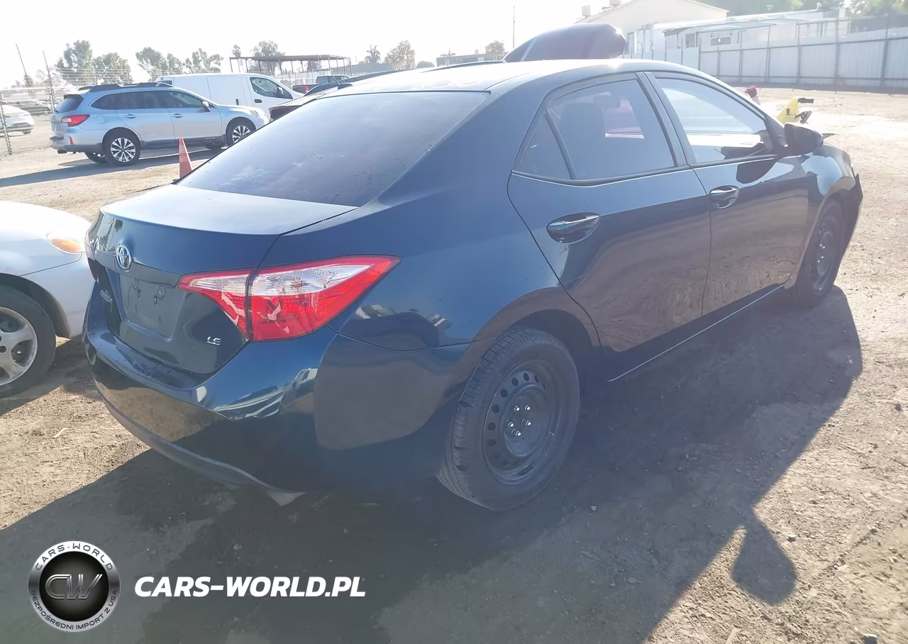 2017 Toyota Corolla Le VIN:2T1BURHE6HC814754 - 4
