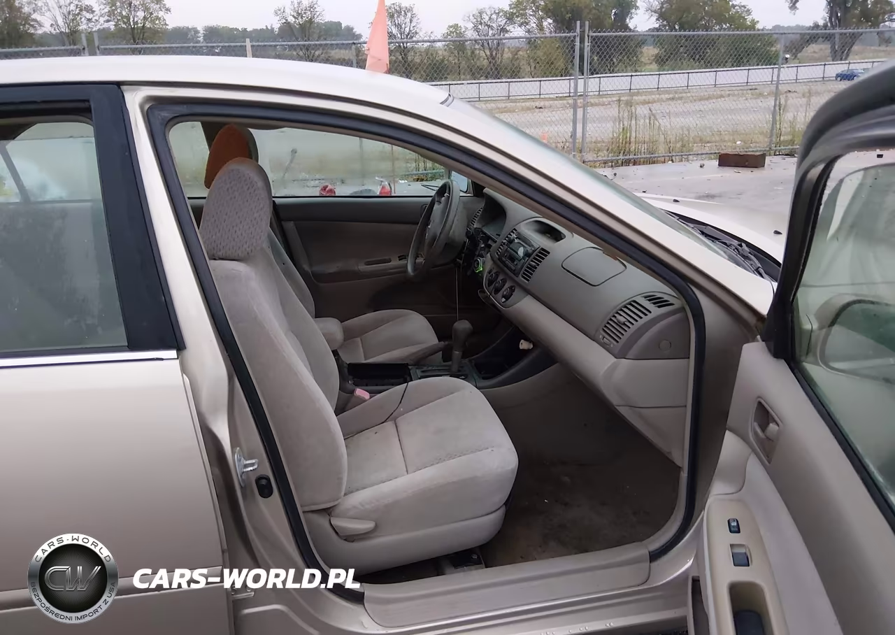 2004 Toyota Camry Le VIN:4T1BE32K64U831183 - 5