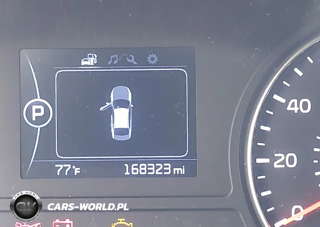 2018 Kia Optima S VIN:5XXGT4L38JG213541 - 15