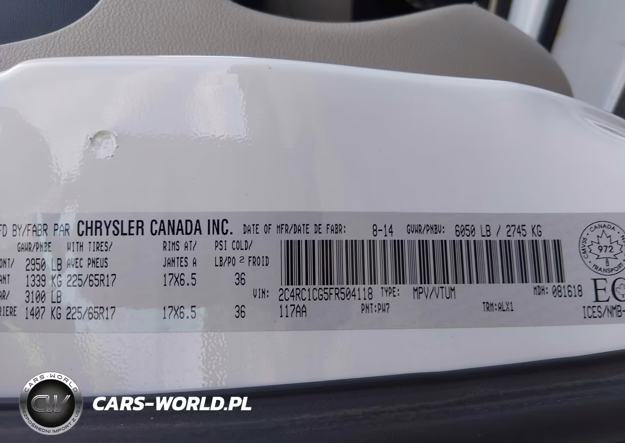 2015 Chrysler Town & Country Touring-L VIN:2C4RC1CG5FR504118 - 9