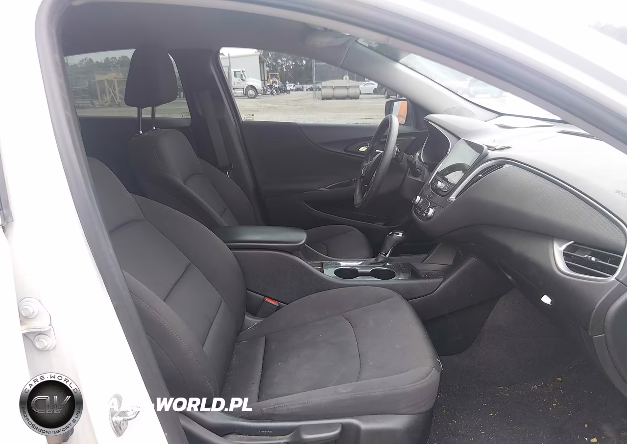 2019 Chevrolet Malibu 1Ls VIN:1G1ZB5ST6KF205773 - 5