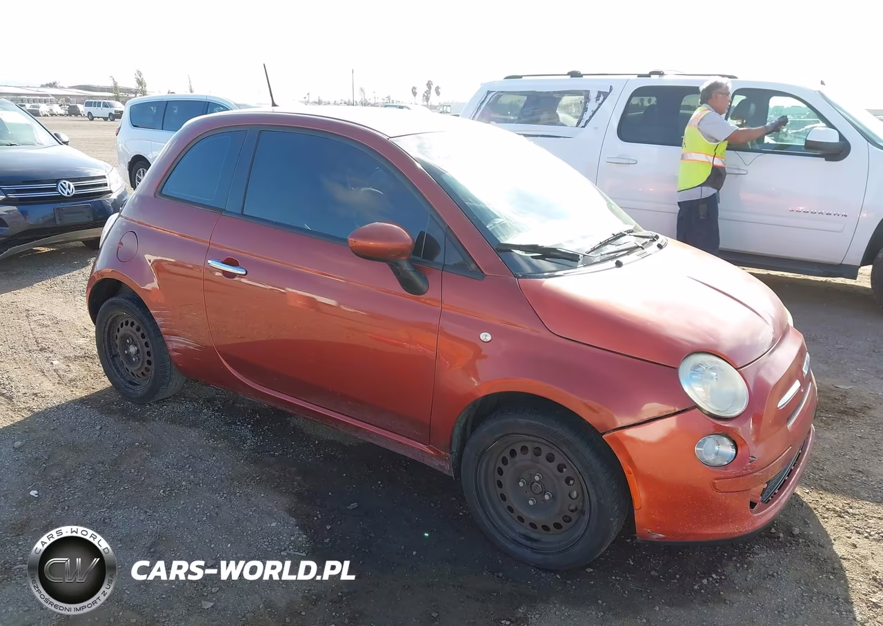 2015 Fiat 500 Pop – zdjęcie 1 z 11
