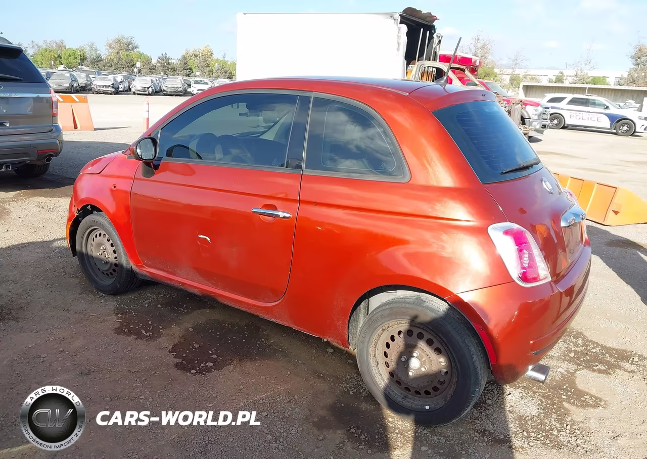 2015 Fiat 500 Pop VIN:3C3CFFAR2FT528540 - 3