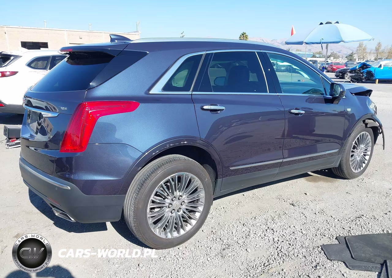 2018 Cadillac Xt5 Luxury VIN:1GYKNCRS4JZ137806 - 4