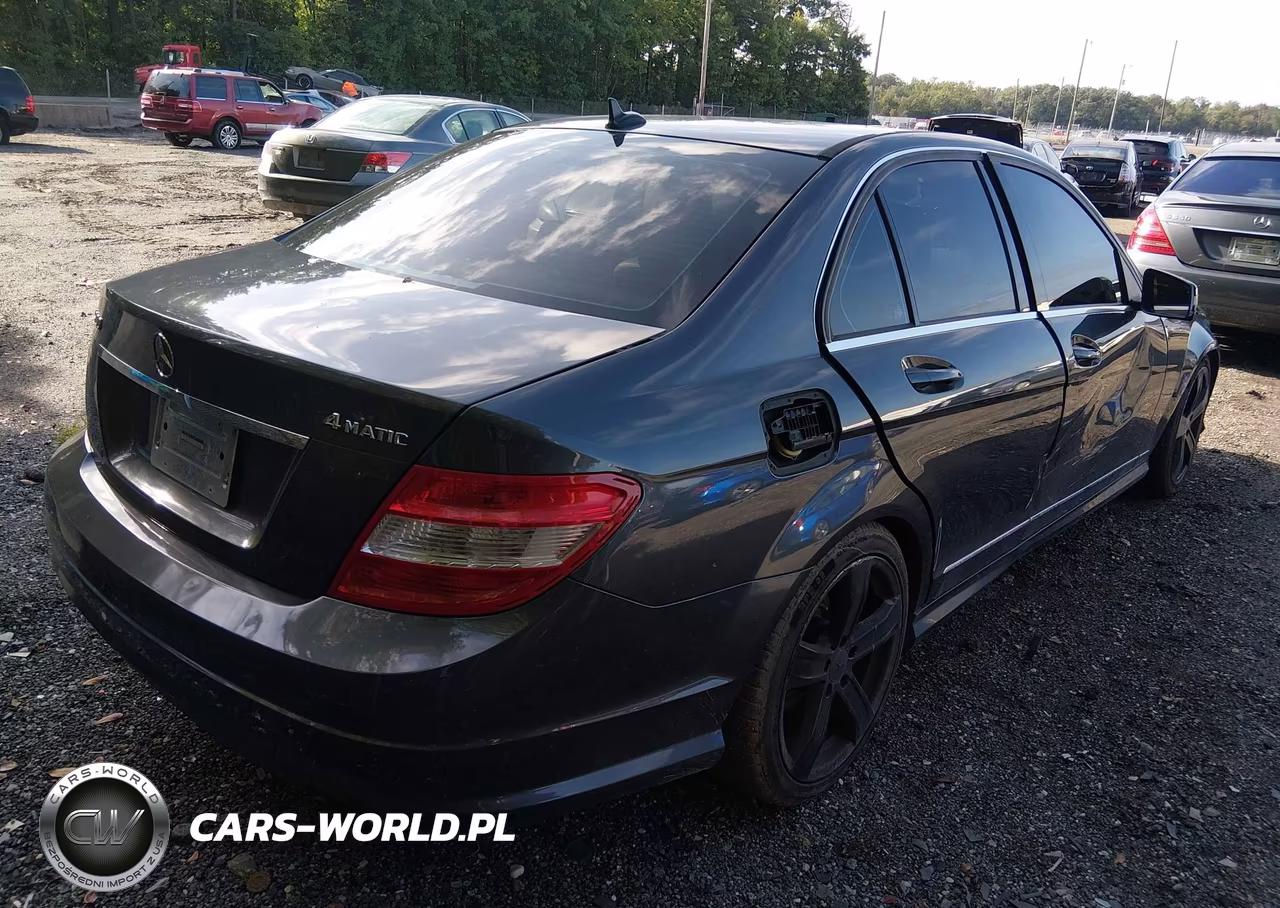2010 Mercedes-Benz C 300 Luxury 4Matic-Sport 4Matic VIN:WDDGF8BB1AF476241 - 4