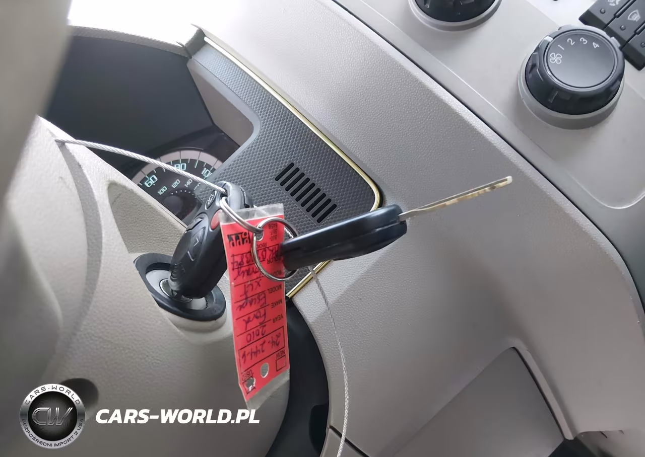 2010 Ford Escape Xlt VIN:1FMCU9DG5AKB92384 - 11