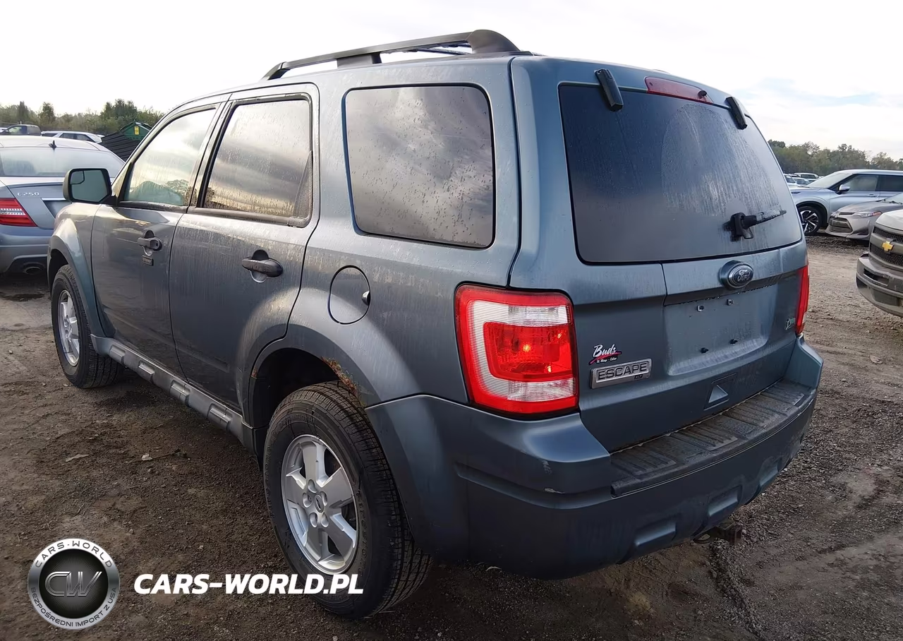 2010 Ford Escape Xlt VIN:1FMCU9DG5AKB92384 - 3