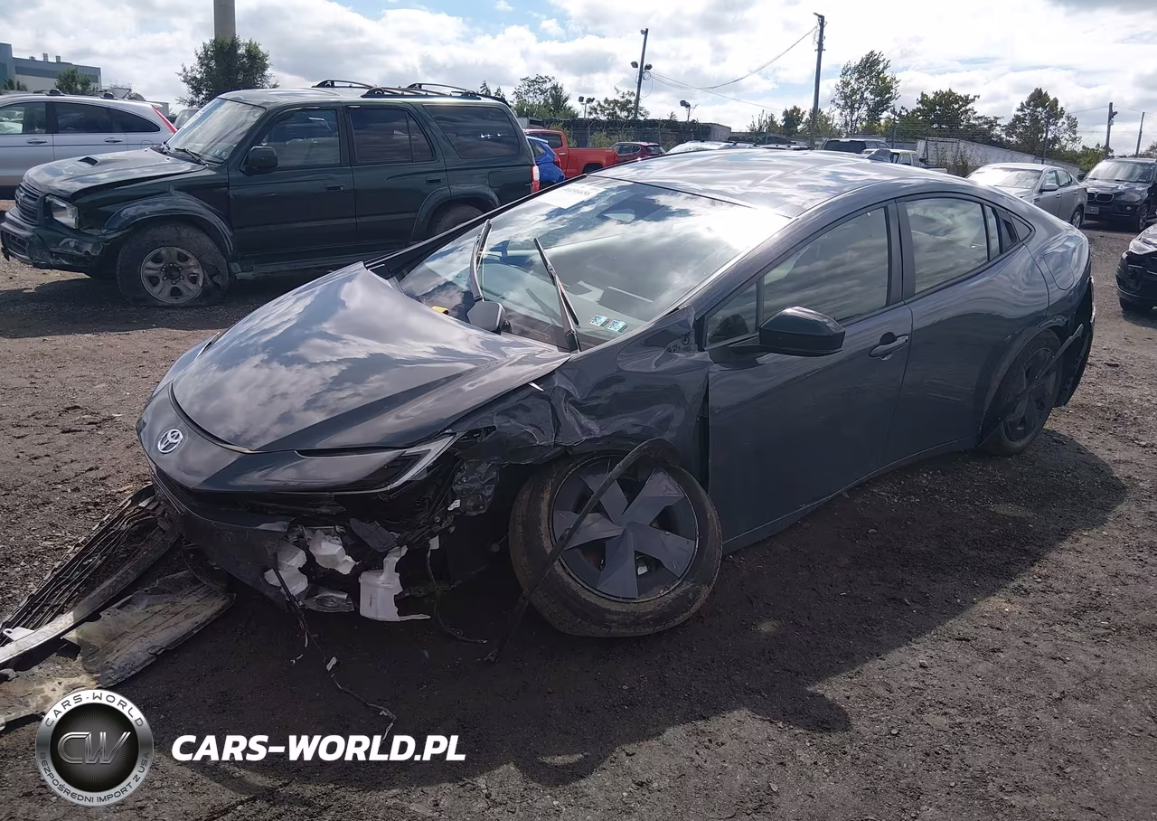 2024 Toyota Prius Le VIN:JTDACAAUXR3027477 - 2