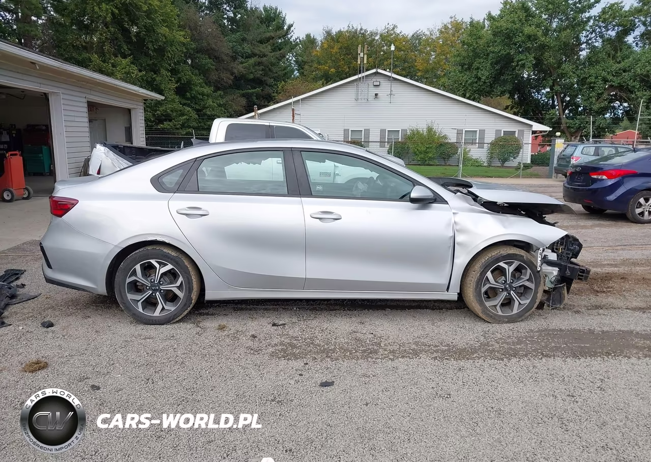 2019 Kia Forte Lxs VIN:3KPF24AD5KE006884 - 14
